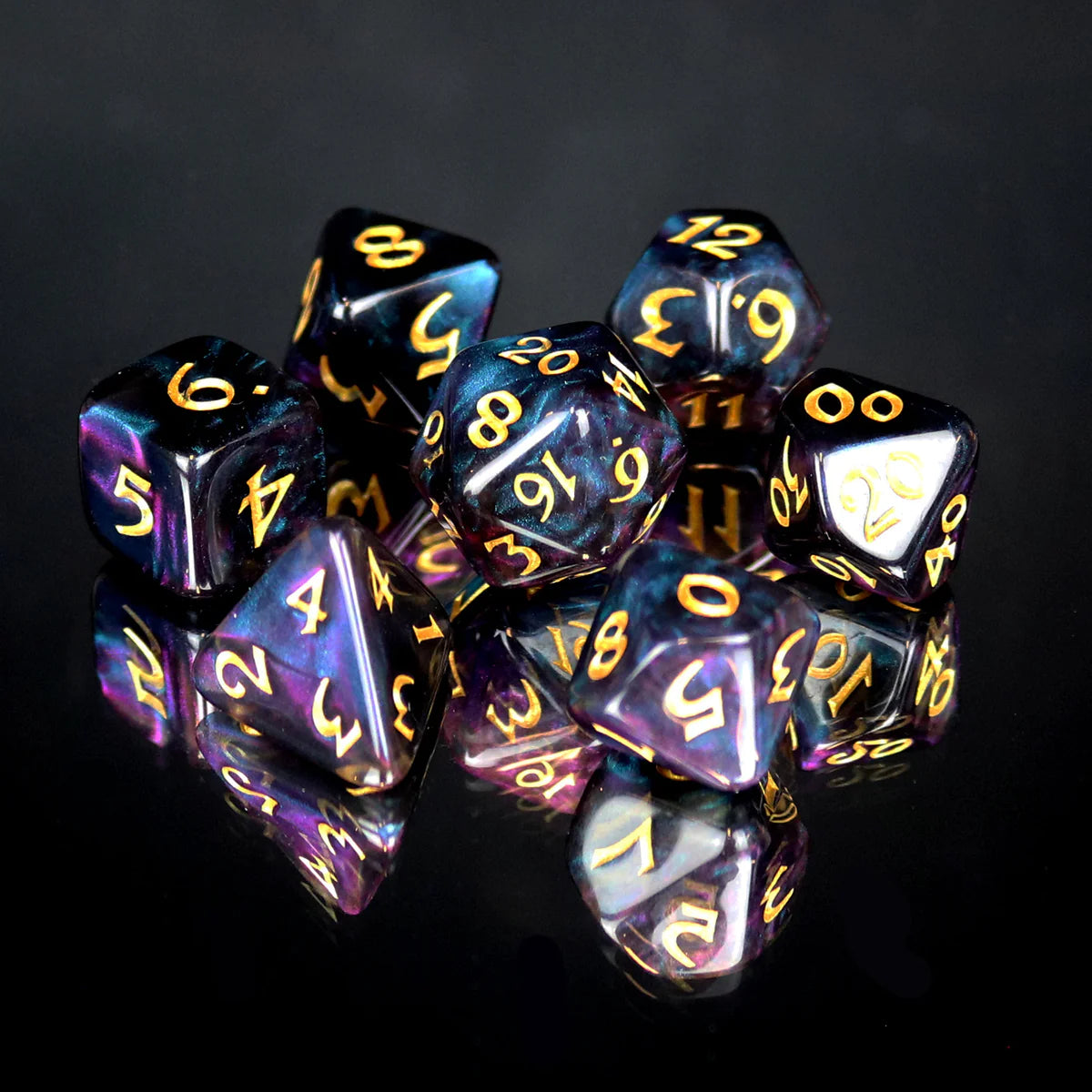 Die Hard Dice: Elessia Kybr - Deepwalker with Gold  7 Poly Set | Dragon's Lair Comics and Fantasy Houston TX