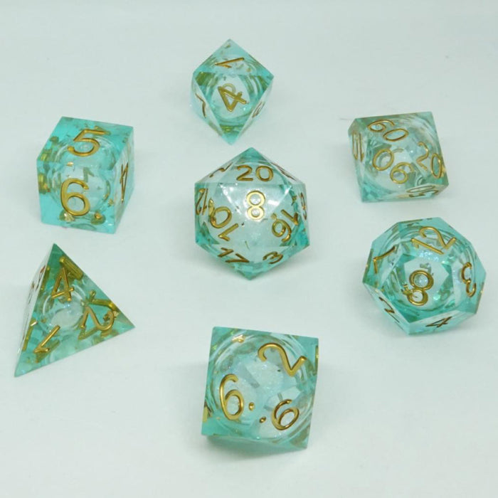 Chronicle Liquid Core Poly 7 Dice Set: Molten Court | Dragon's Lair Comics and Fantasy Houston TX