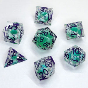 Chronicle Liquid Core Poly 7 Dice Set: Molten Hexes | Dragon's Lair Comics and Fantasy Houston TX