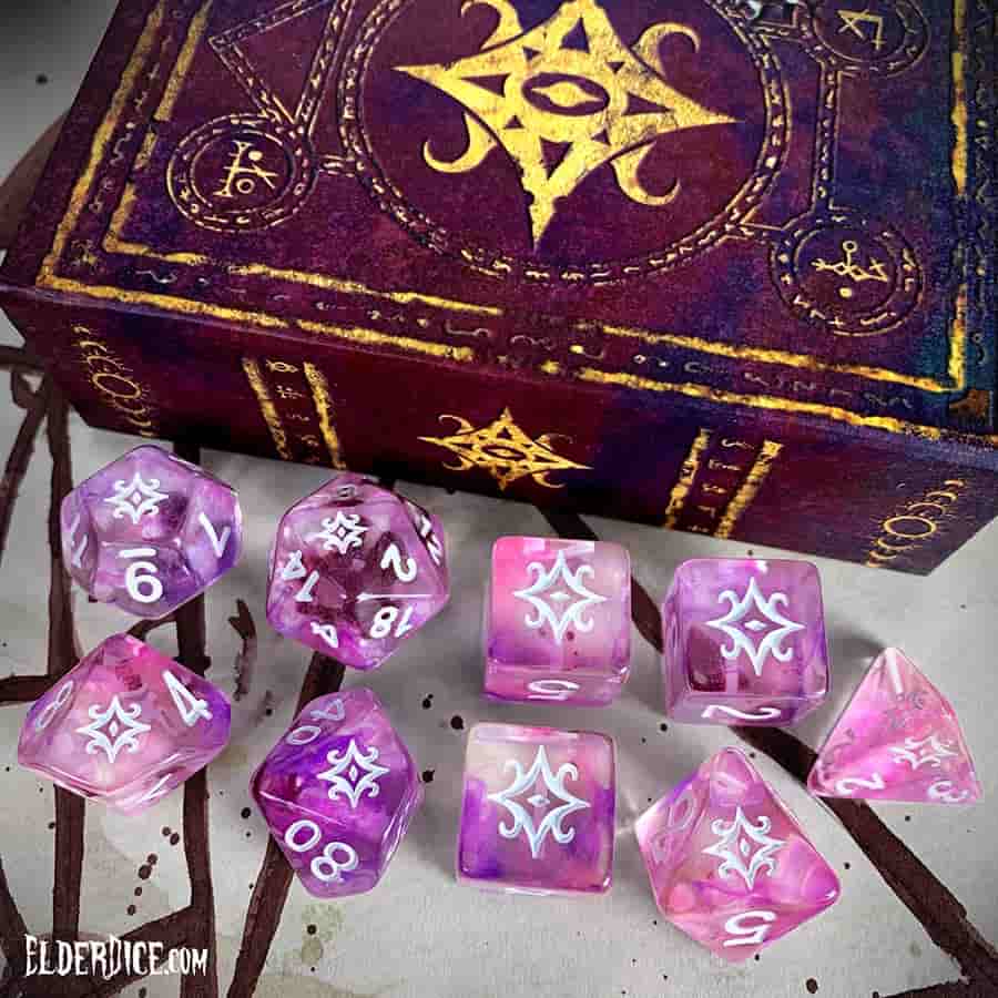 Elder Dice: Star of Azathoth Poly 7 Set Supernova | Dragon's Lair Comics and Fantasy Houston TX