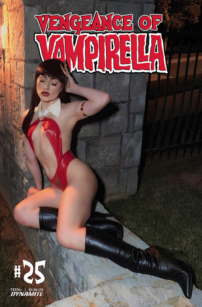 Vengeance Of Vampirella #25 Cover D Cosplay | Dragon's Lair Comics and Fantasy Houston TX