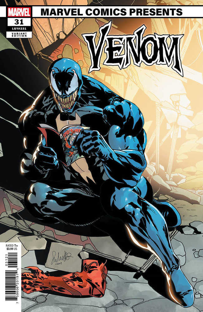 Venom #31 Salvador Larroca Marvel Comics Presents Variant | Dragon's Lair Comics and Fantasy Houston TX