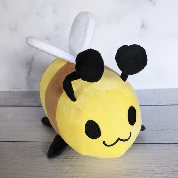 Sugar Cubed Studios Plush Bee | Dragon's Lair Comics and Fantasy Houston TX