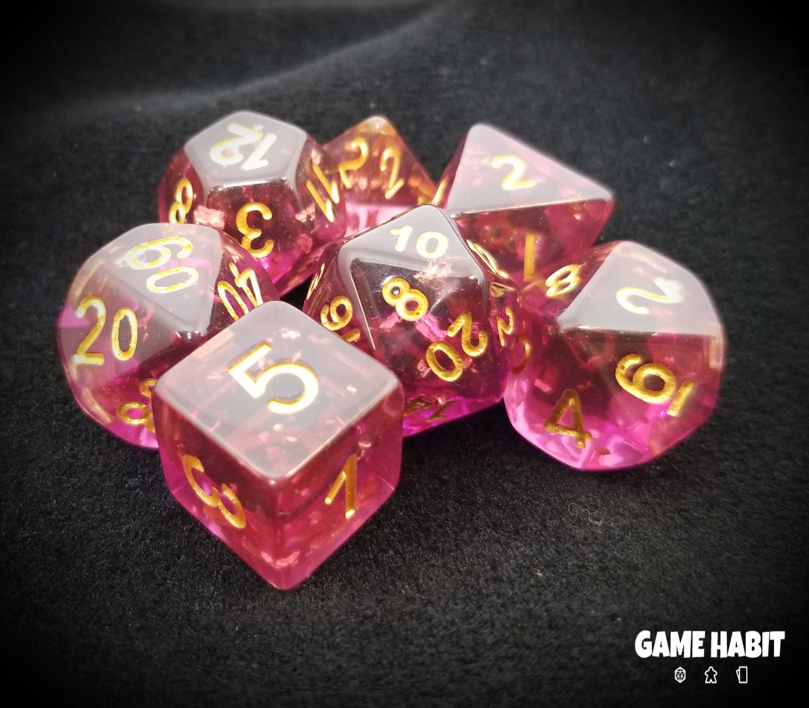 Game Habit Sunset on the Beach Poly 7 Dice Set | Dragon's Lair Comics and Fantasy Houston TX