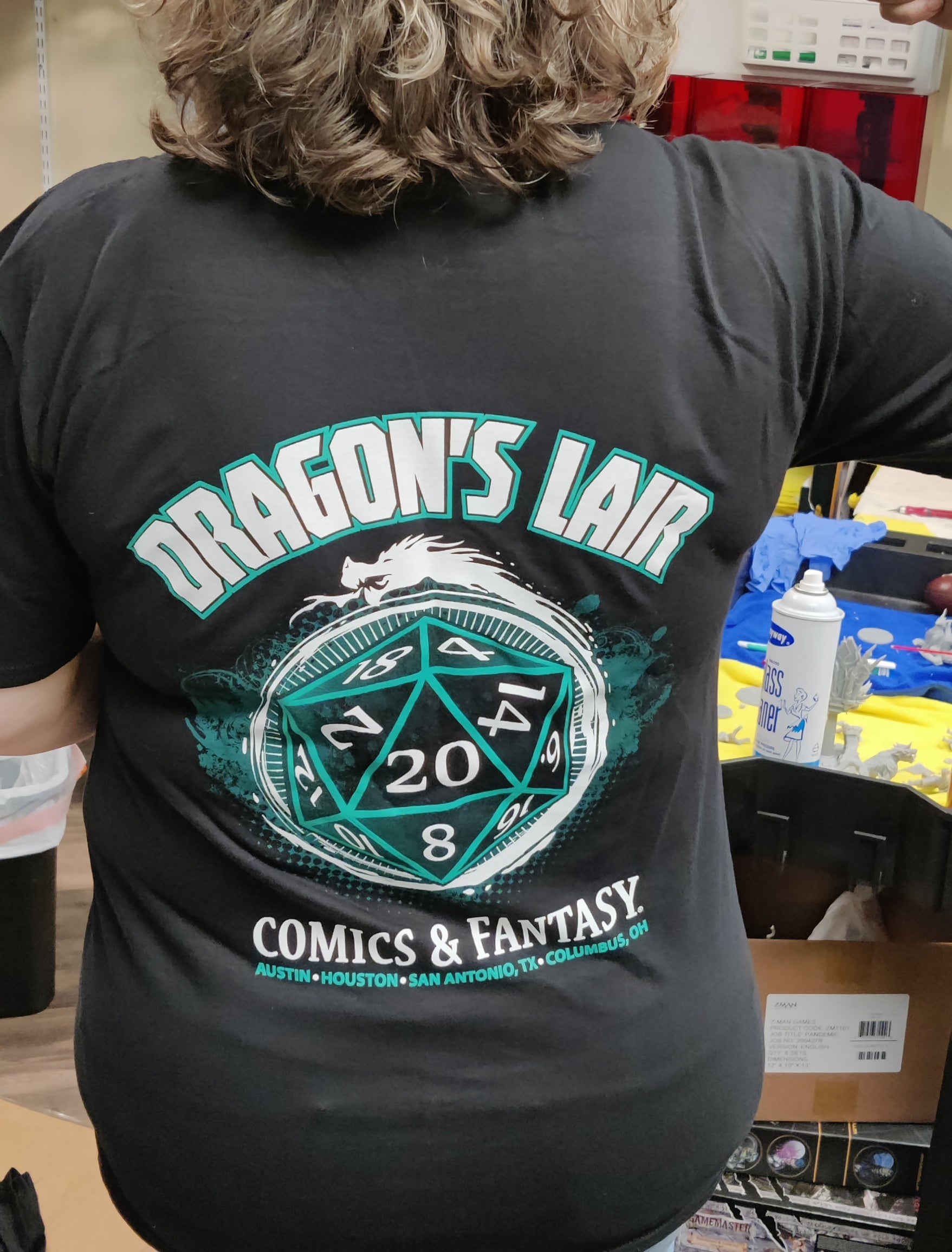 Dragon's Lair D20 T-shirt | Dragon's Lair Comics and Fantasy Houston TX