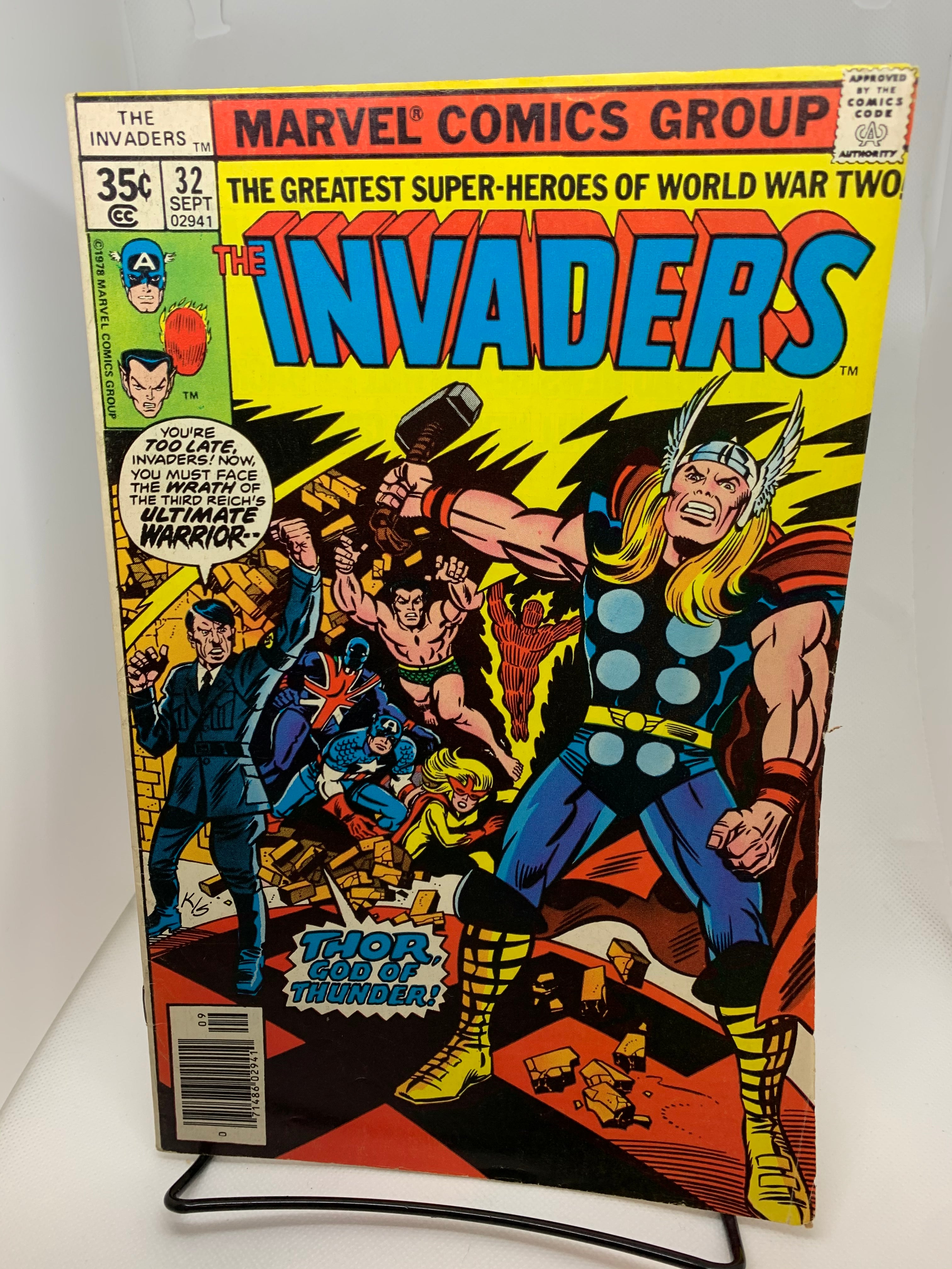 Invaders #32 | Dragon's Lair Comics and Fantasy Houston TX