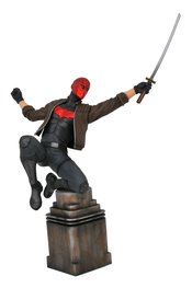 DC GALLERY COMIC RED HOOD PVC STATUE | Dragon's Lair Comics and Fantasy Houston TX