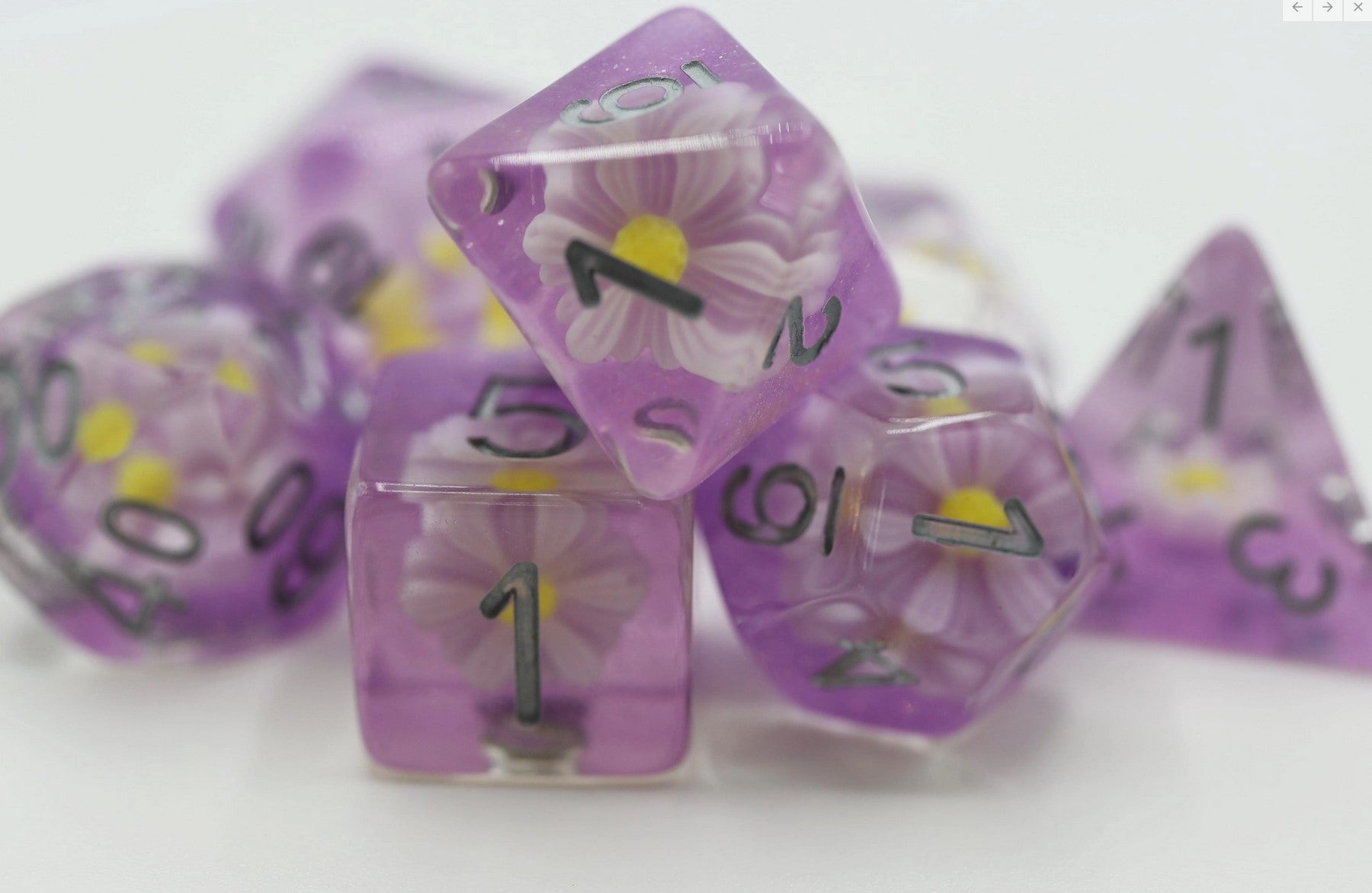 Foam Brain Lazy Daisy Poly 7 Dice Set | Dragon's Lair Comics and Fantasy Houston TX