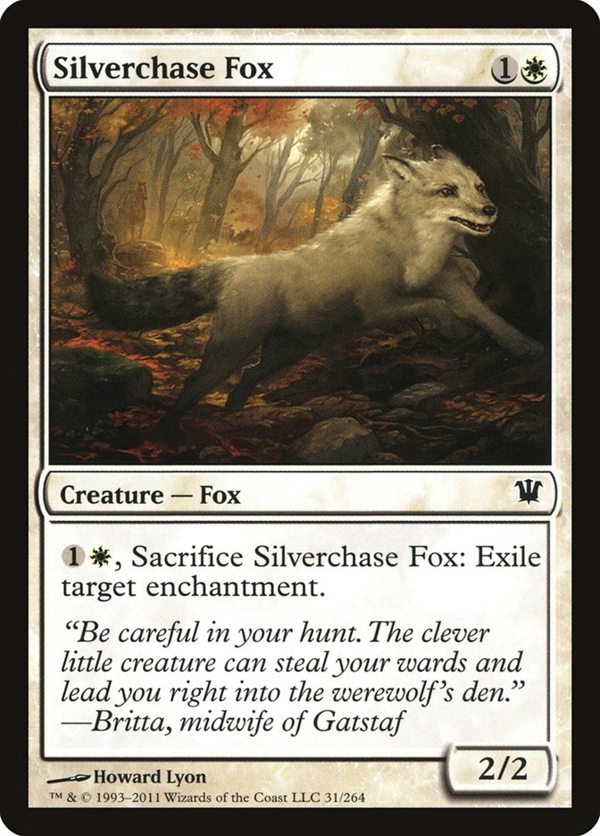 Silverchase Fox [Innistrad] | Dragon's Lair Comics and Fantasy Houston TX