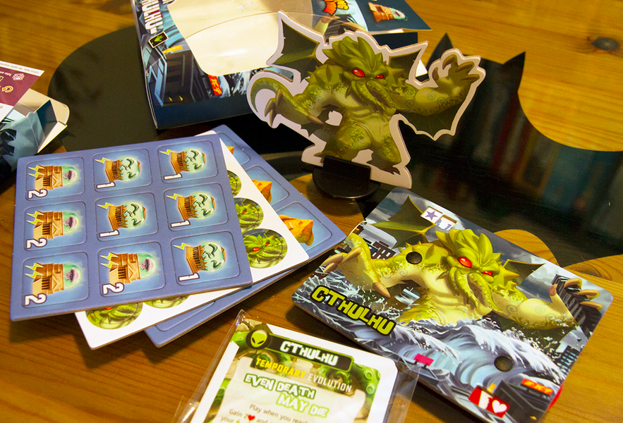 King of Tokyo/New York: Monster Pack – Cthulhu Expansion | Dragon's Lair Comics and Fantasy Houston TX