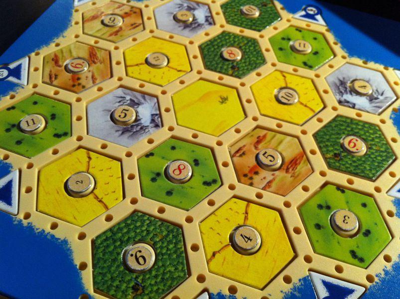 Catan Travel Edition | Dragon's Lair Comics and Fantasy Houston TX